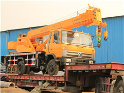 沃爾華集團(tuán)2臺汽車起重機(jī)順利出口坦桑尼亞